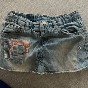 Zara baby denim skirt with cute patches on the front